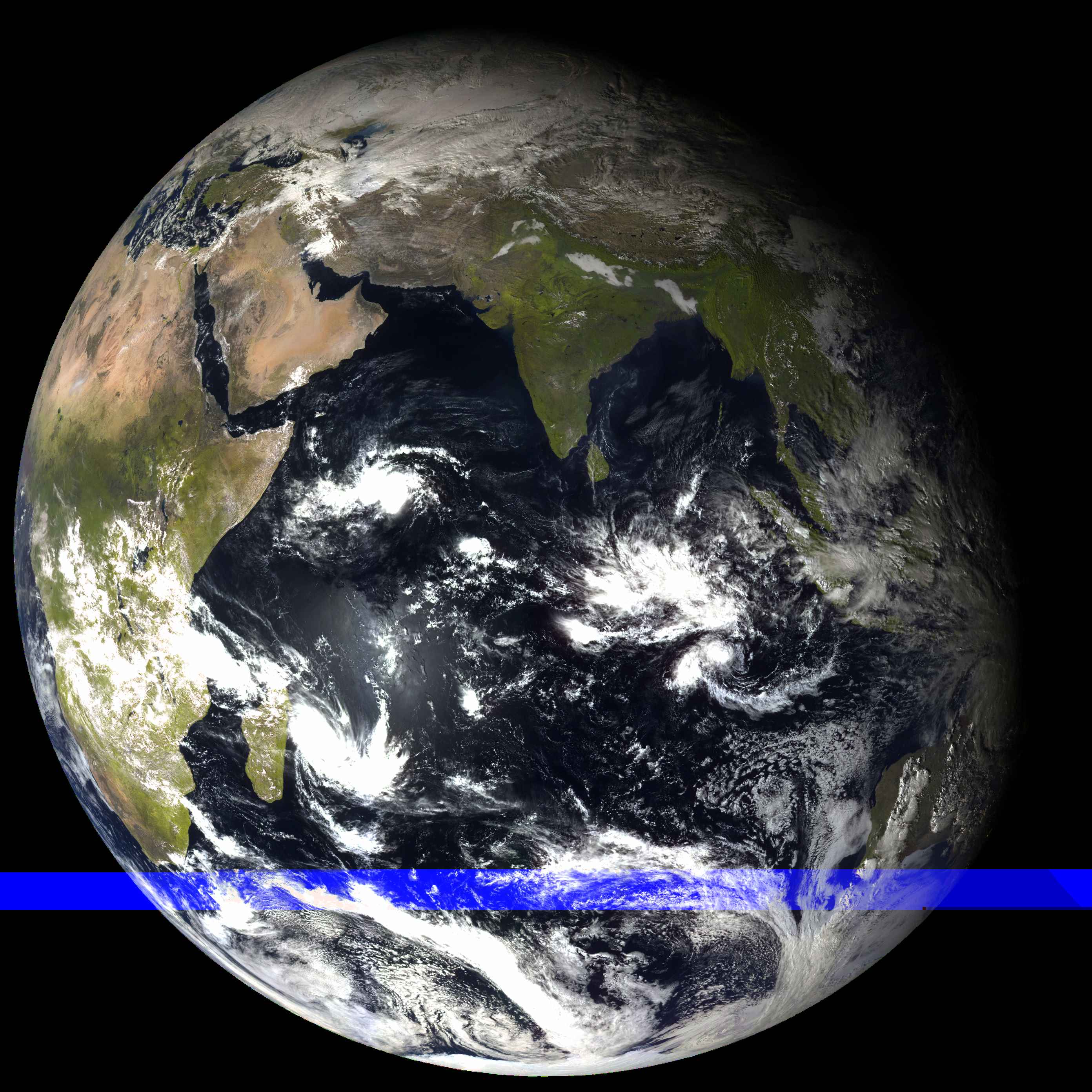 Elektro-L3, first good full disc image